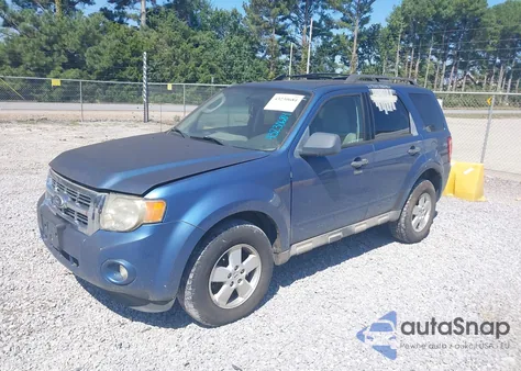 2010 Ford Escape Xlt из США, поврежденный, VIN 1FMCU9DG8AKC81706